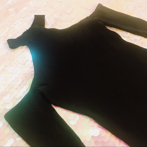 Black halter sweater dress - Picture 3 of 4